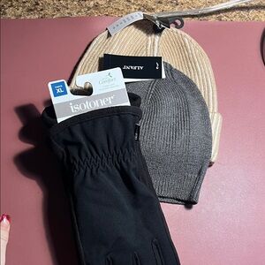 Isotoner Black Gloves with Cream and Gray Beanies